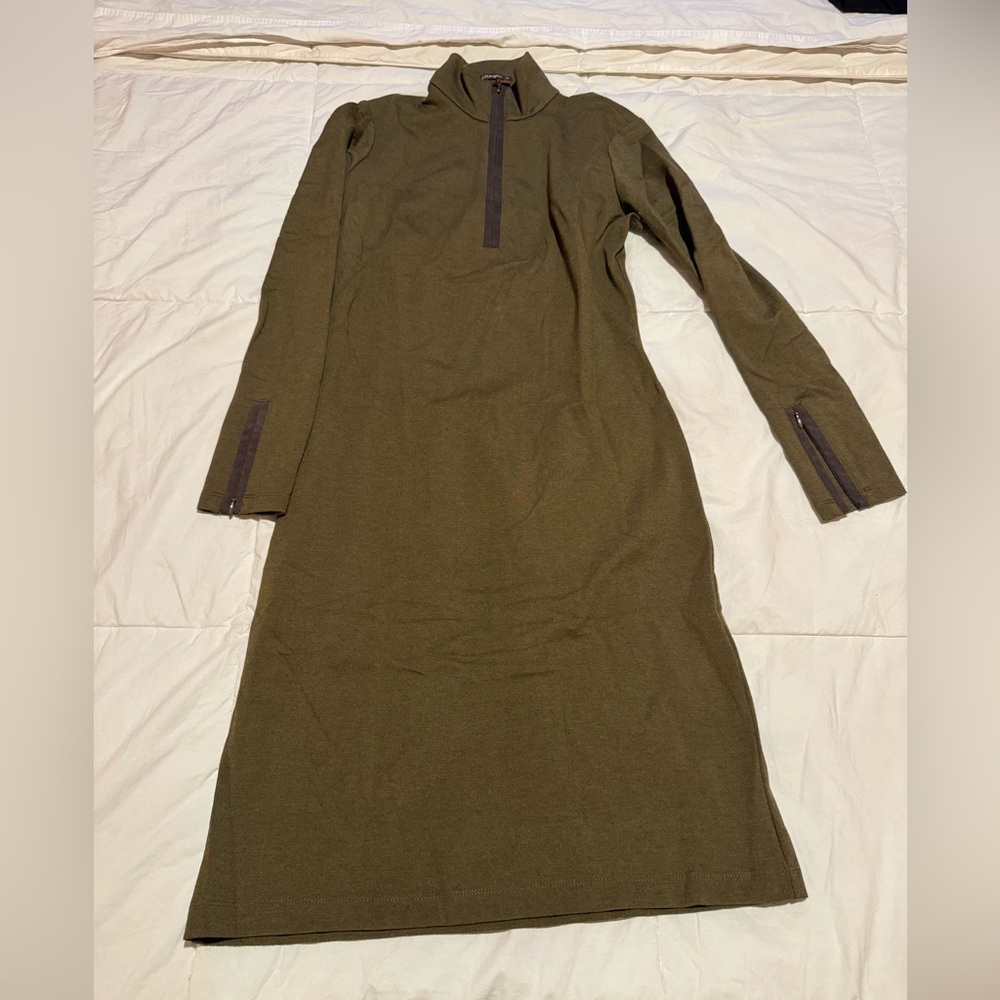 J. McLaughlin Green midi dress very good condition. Size xs